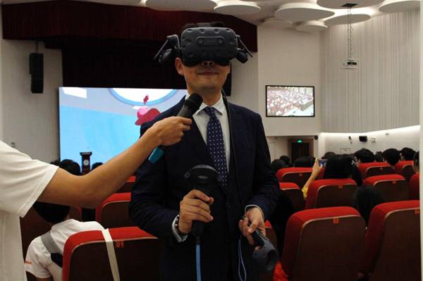 https://news.gdmu.edu.cn/_mediafile/news/2019/09/30/9mxkt8sjlz.jpg