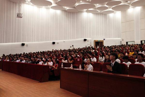 https://news.gdmu.edu.cn/_mediafile/news/2019/09/30/4bfhxrrjoi.jpg
