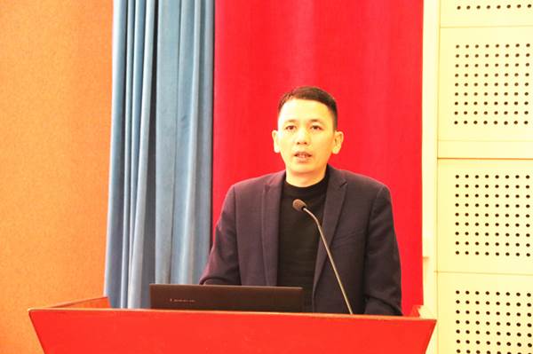 说明:https://news.gdmu.edu.cn/_mediafile/news/2018/12/27/9t37bfo86l.jpg