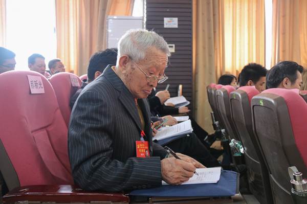 说明:https://news.gdmu.edu.cn/_mediafile/news/2019/01/18/9h4re5skoh.jpg