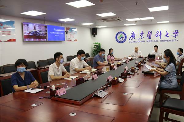 说明:IMG_262