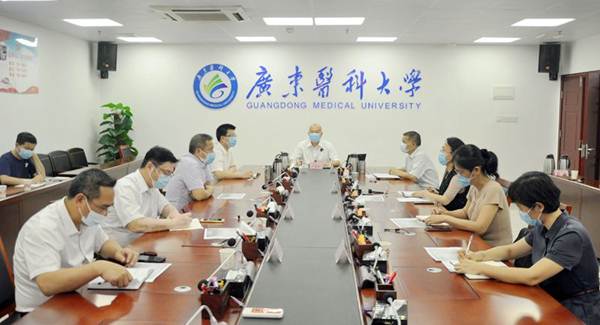 说明:https://news.gdmu.edu.cn/_mediafile/news/2020/05/13/3a5f7pejsq.jpg