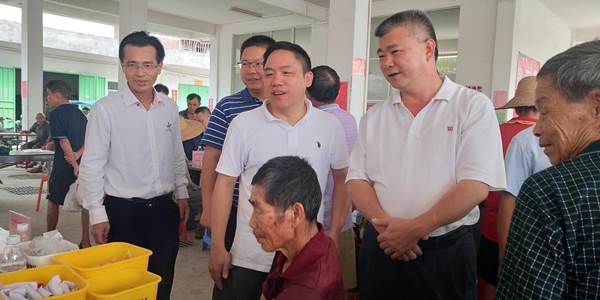 说明:https://news.gdmu.edu.cn/_mediafile/news/2019/05/27/3r6xgvsiok.jpg