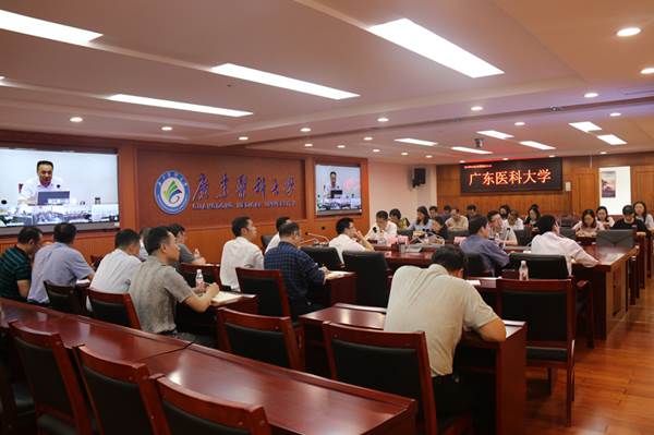 说明:https://news.gdmu.edu.cn/_mediafile/news/2019/04/29/bgdbg8qmpj.jpg