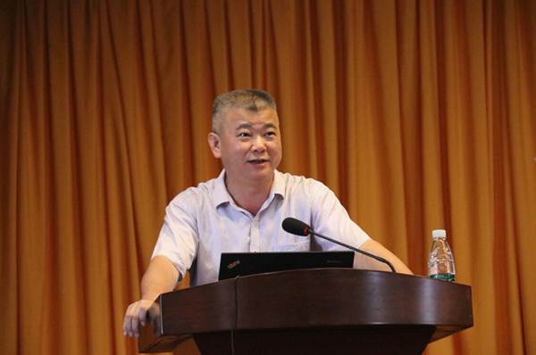 说明:https://news.gdmu.edu.cn/_mediafile/news/2019/06/26/6ws7djcm2k.jpg