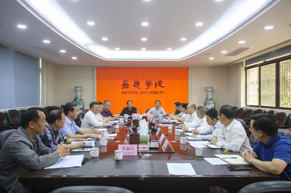 说明:https://news.gdmu.edu.cn/_mediafile/news/2019/04/28/723qyswpow.jpg