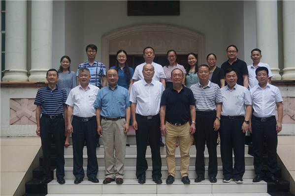说明:https://news.gdmu.edu.cn/_mediafile/news/2020/07/05/6qvx75mulb.jpg