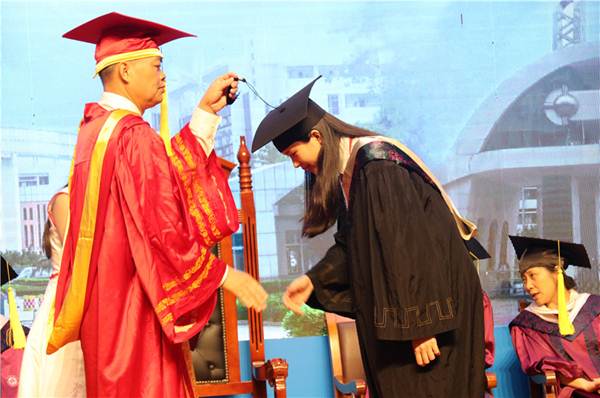 说明:https://news.gdmu.edu.cn/_mediafile/news/2019/06/25/lbgyanahiw.jpg